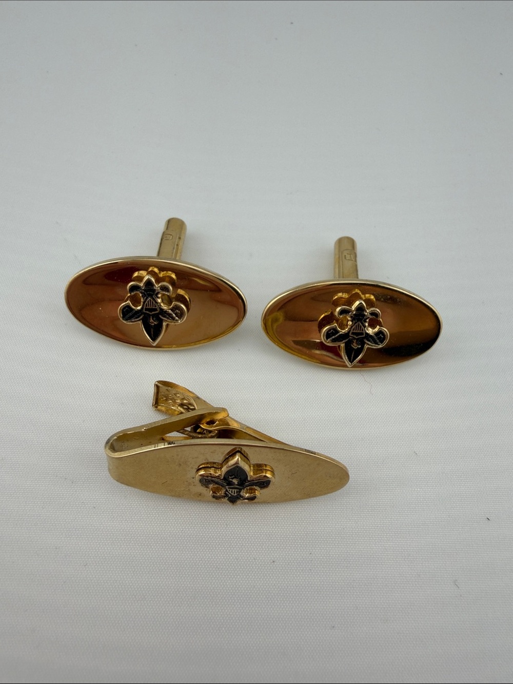 Gold-Tone Fleur de Lis (Boyscouts) Cufflinks and Tie Clip Set